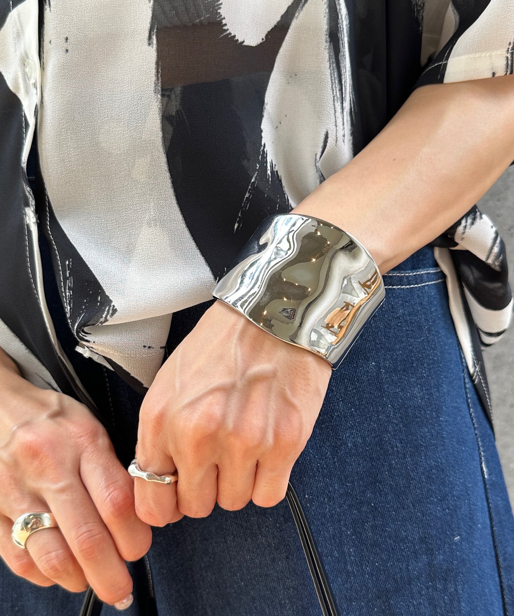 VOLUME BANGLE(ボリュームバングル)