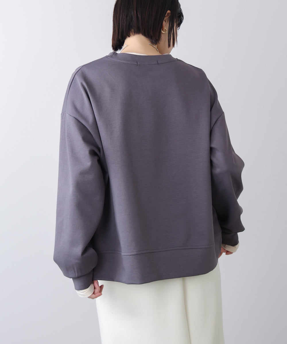 【WEB限定】ライン刺繍プルオーバー