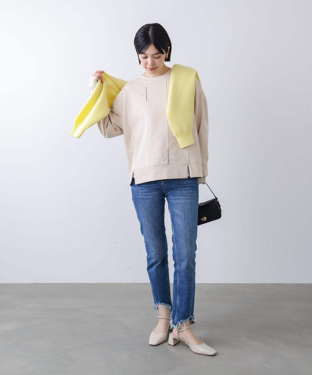 【WEB限定】ライン刺繍プルオーバー