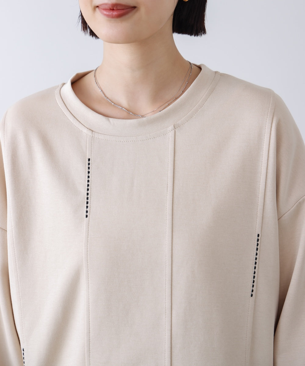 【WEB限定】ライン刺繍プルオーバー