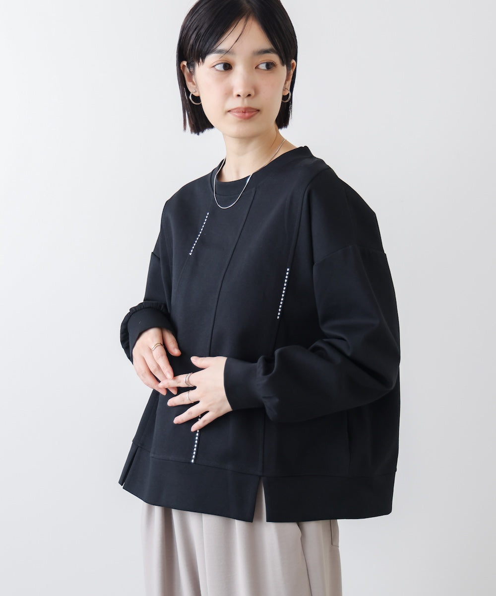 【WEB限定】ライン刺繍プルオーバー