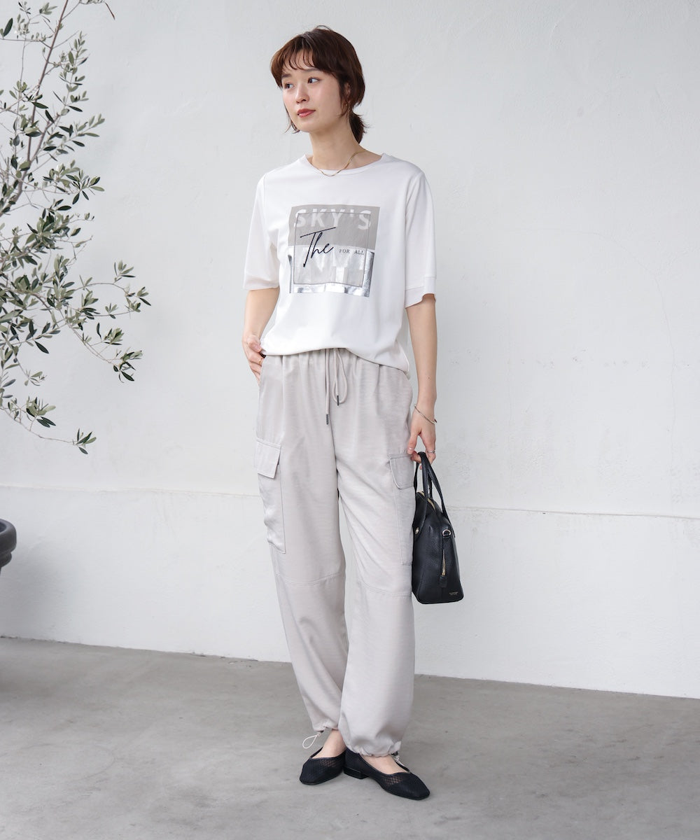 スクエアBOXロゴT-shirt