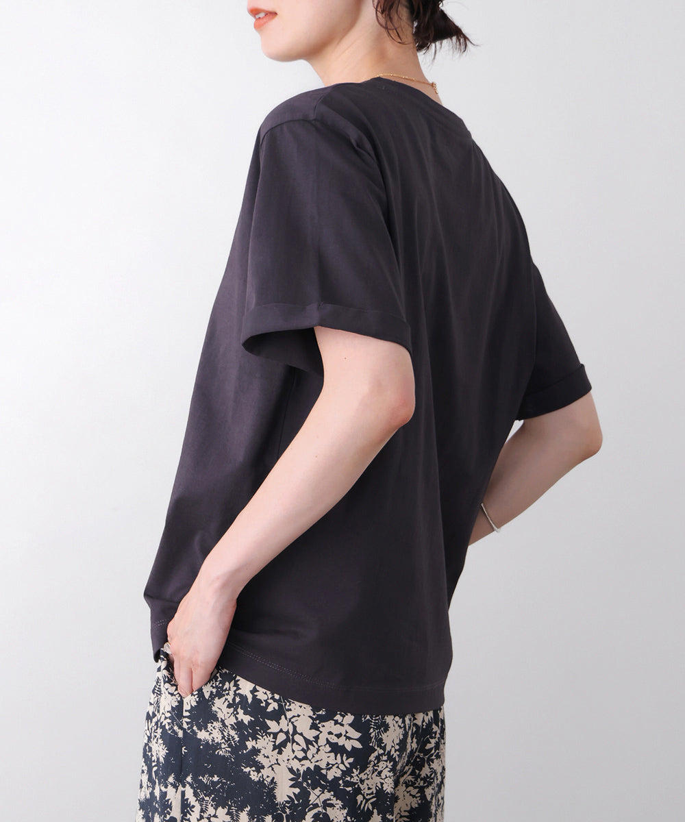 消耗加工綿天竺メタルロゴプリントTee