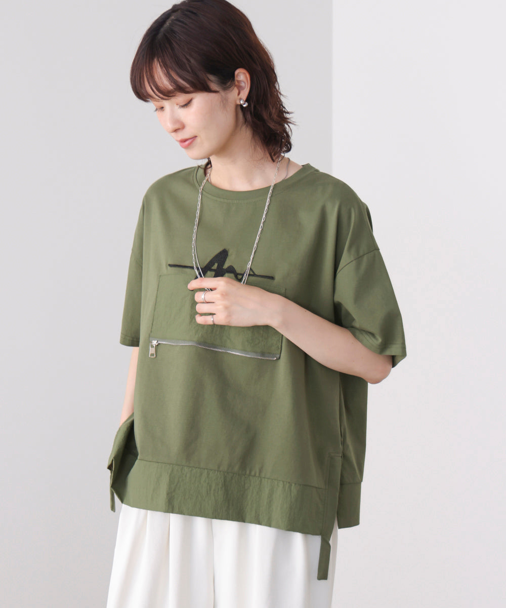 刺繍アンダーファスナーTシャツ