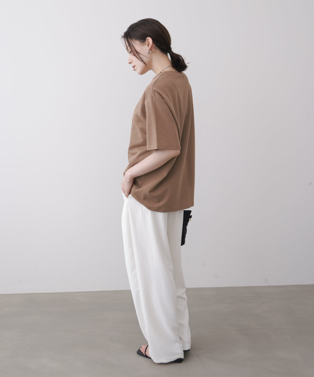 アートフラワーモチーフTシャツ