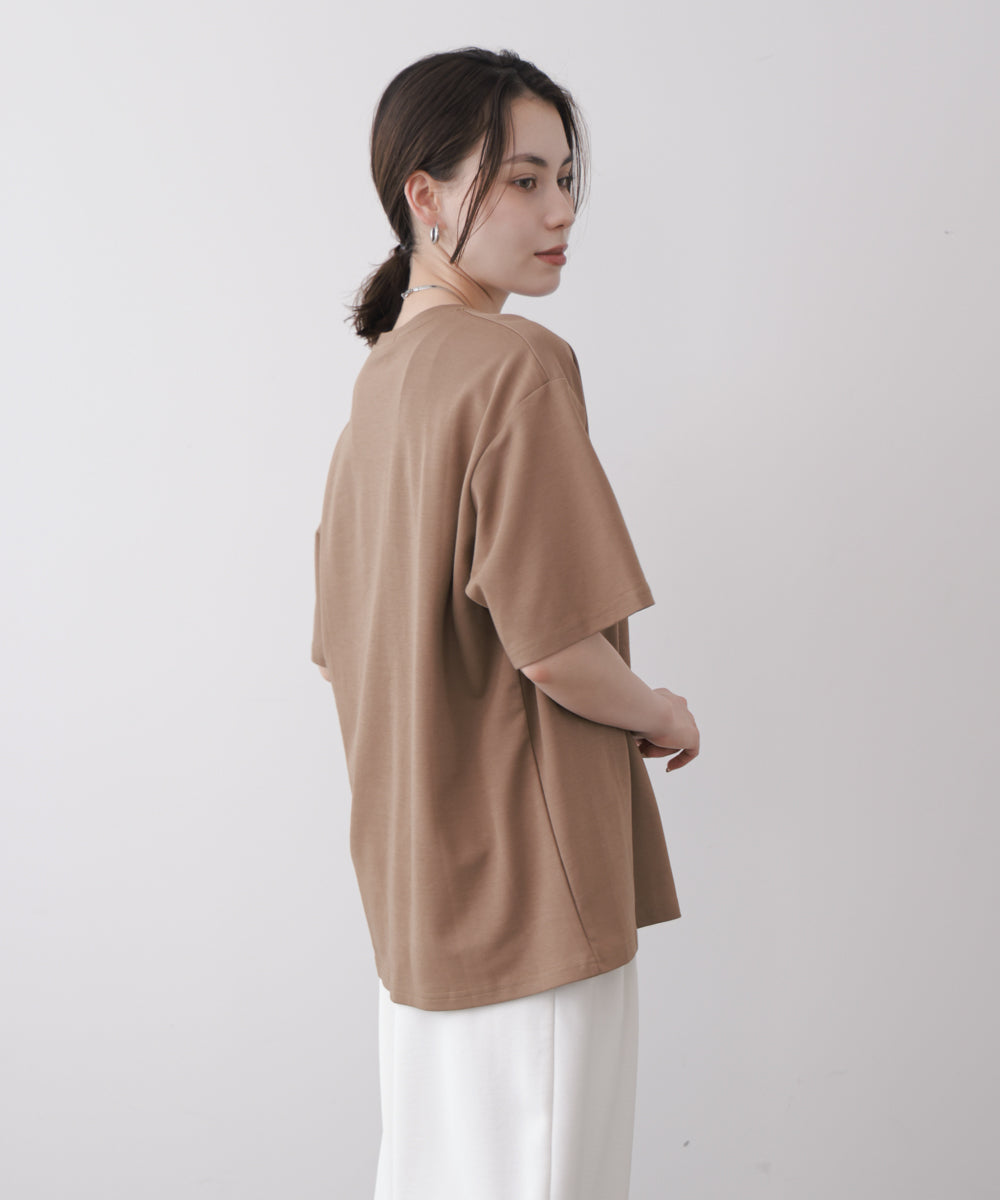 アートフラワーモチーフTシャツ