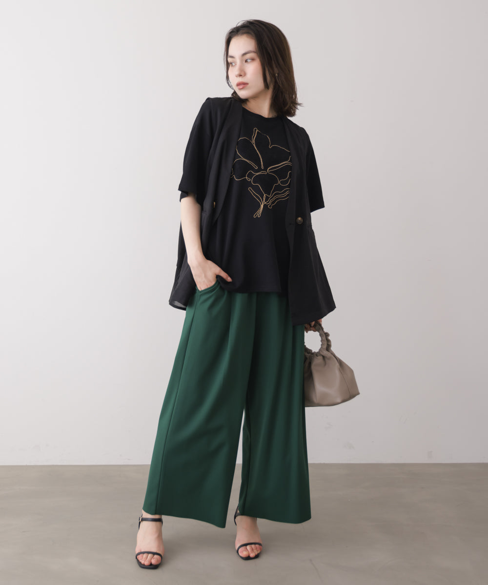 アートフラワーモチーフTシャツ