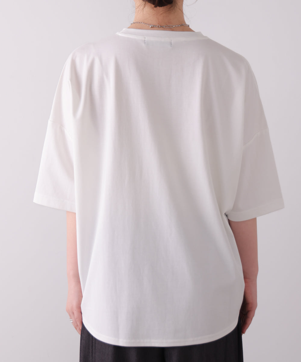 ビジューロゴTシャツ