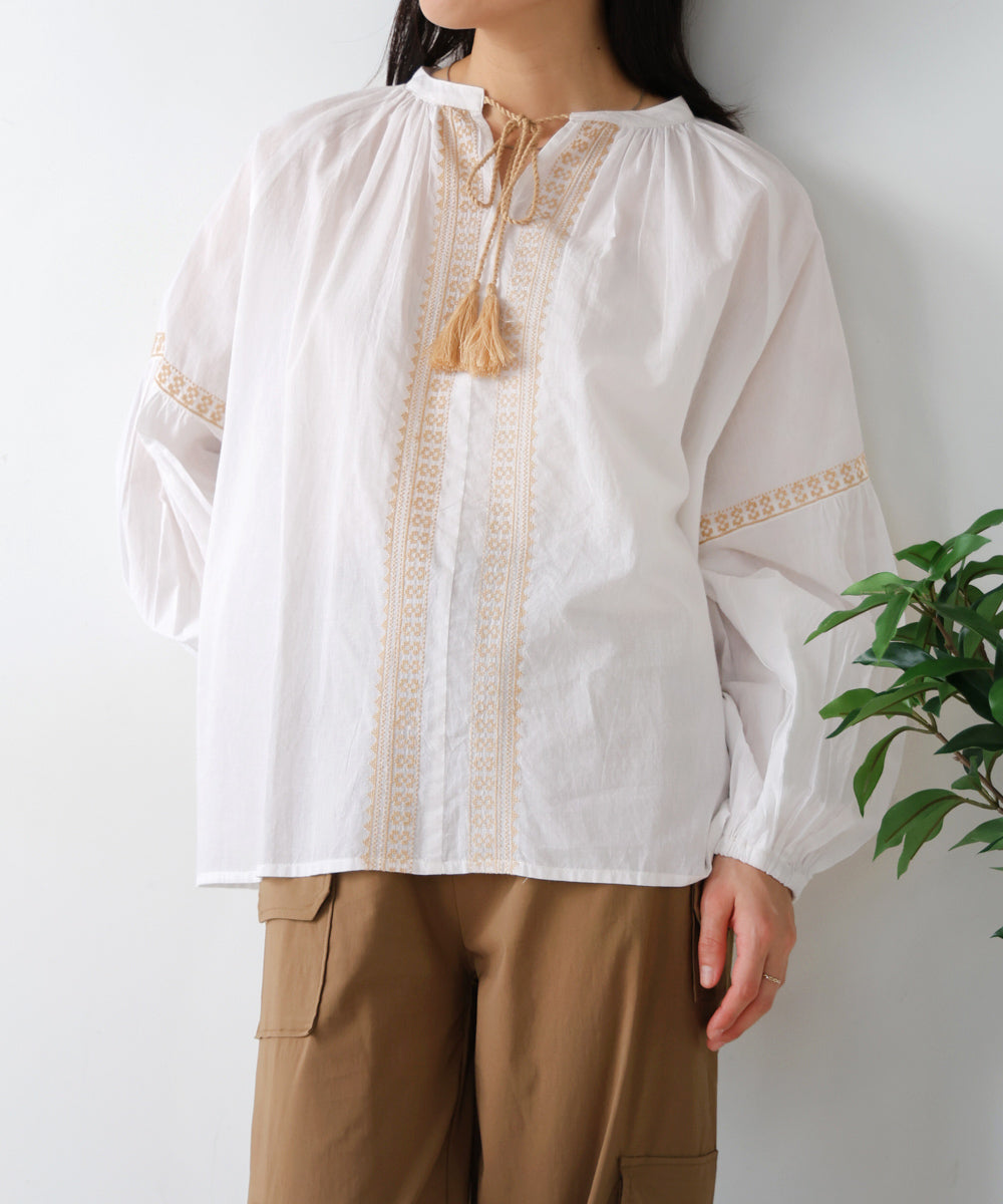 【WEB限定】インドレースライン柄刺繍ブラウス