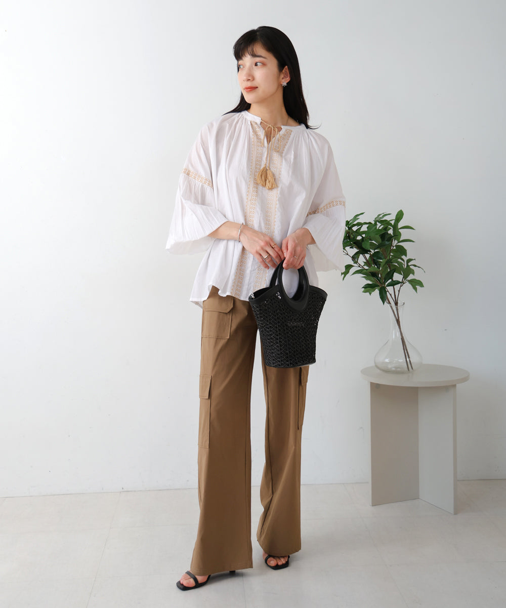 【WEB限定】インドレースライン柄刺繍ブラウス