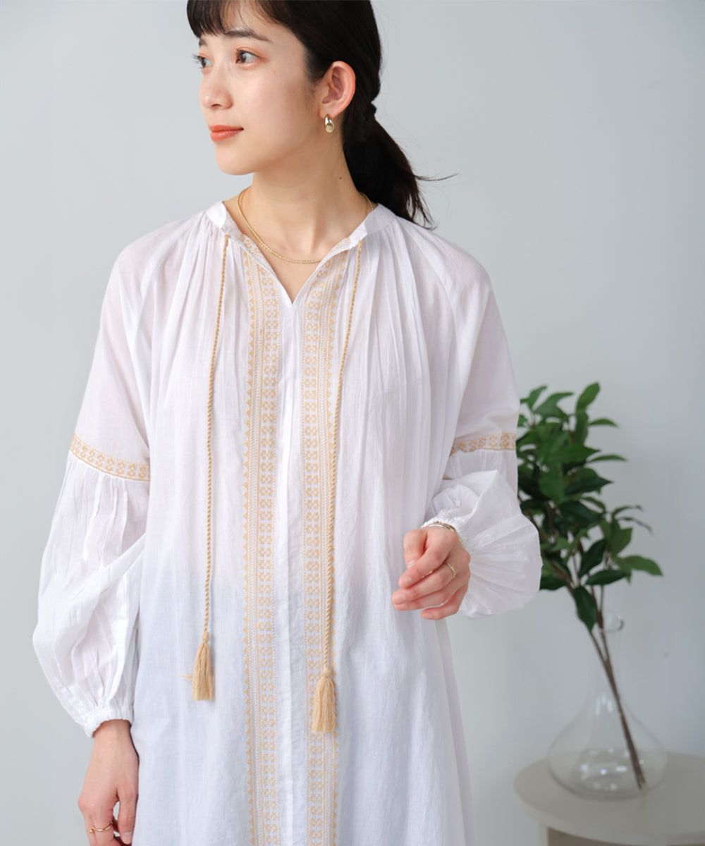 【WEB限定】インドレース柄刺繍ワンピース