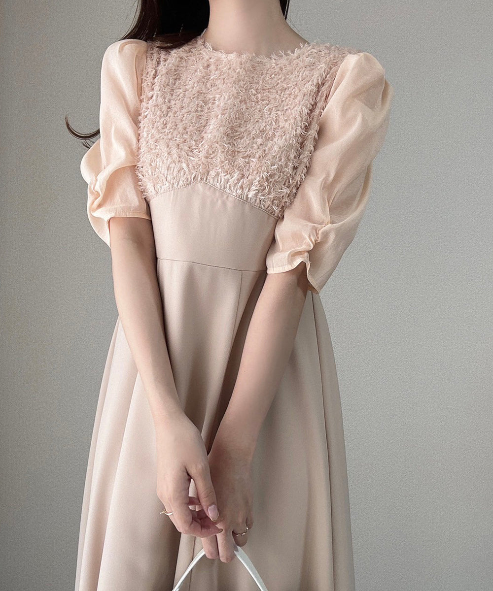 【オケージョンドレス/結婚式/2サイズ展開/SET ITEM/インナー付き/裏地付き】シャギー切替フレアーラインワンピース