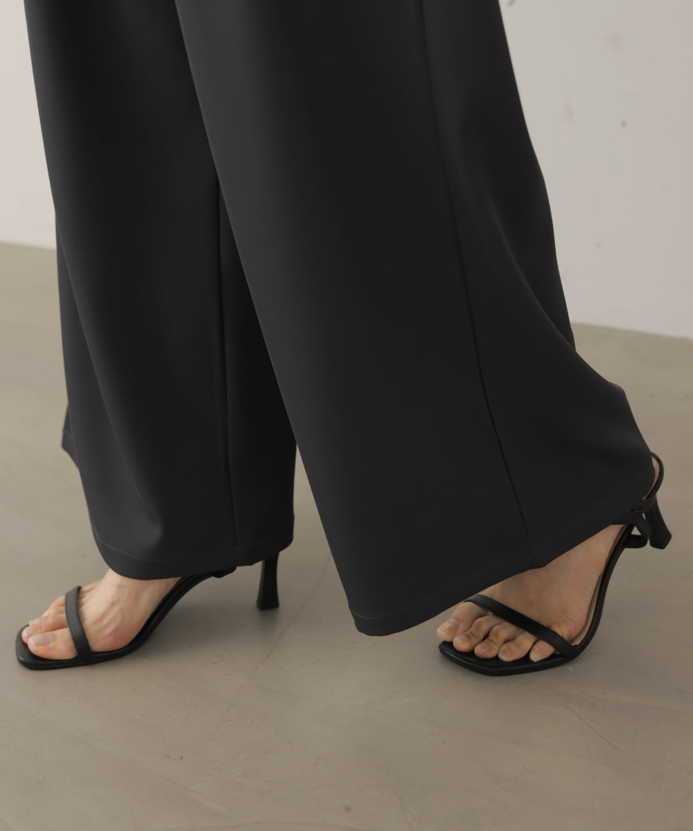 パウンドストレッチセミワイドパンツ