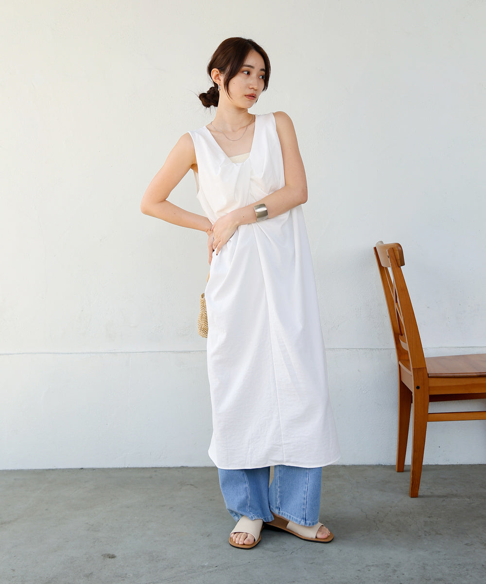 フロントねじりワンピース