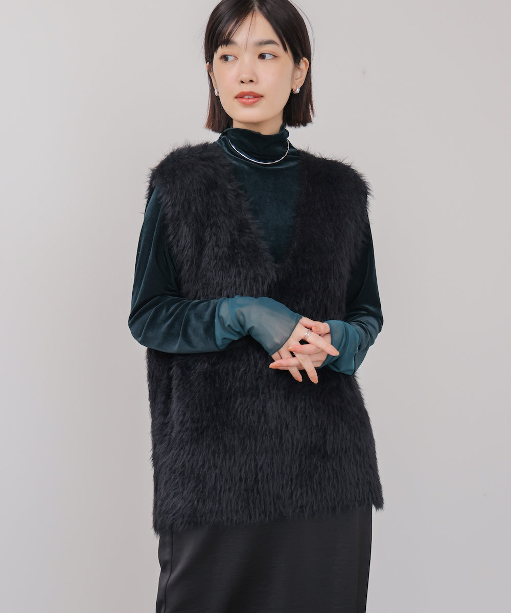 ソウバリシャギーニットベスト