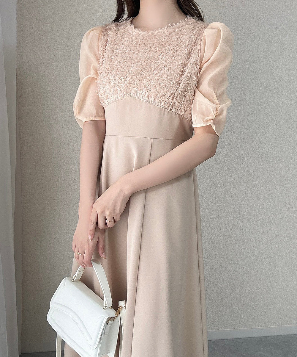 【オケージョンドレス/結婚式/2サイズ展開/SET ITEM/インナー付き/裏地付き】シャギー切替フレアーラインワンピース