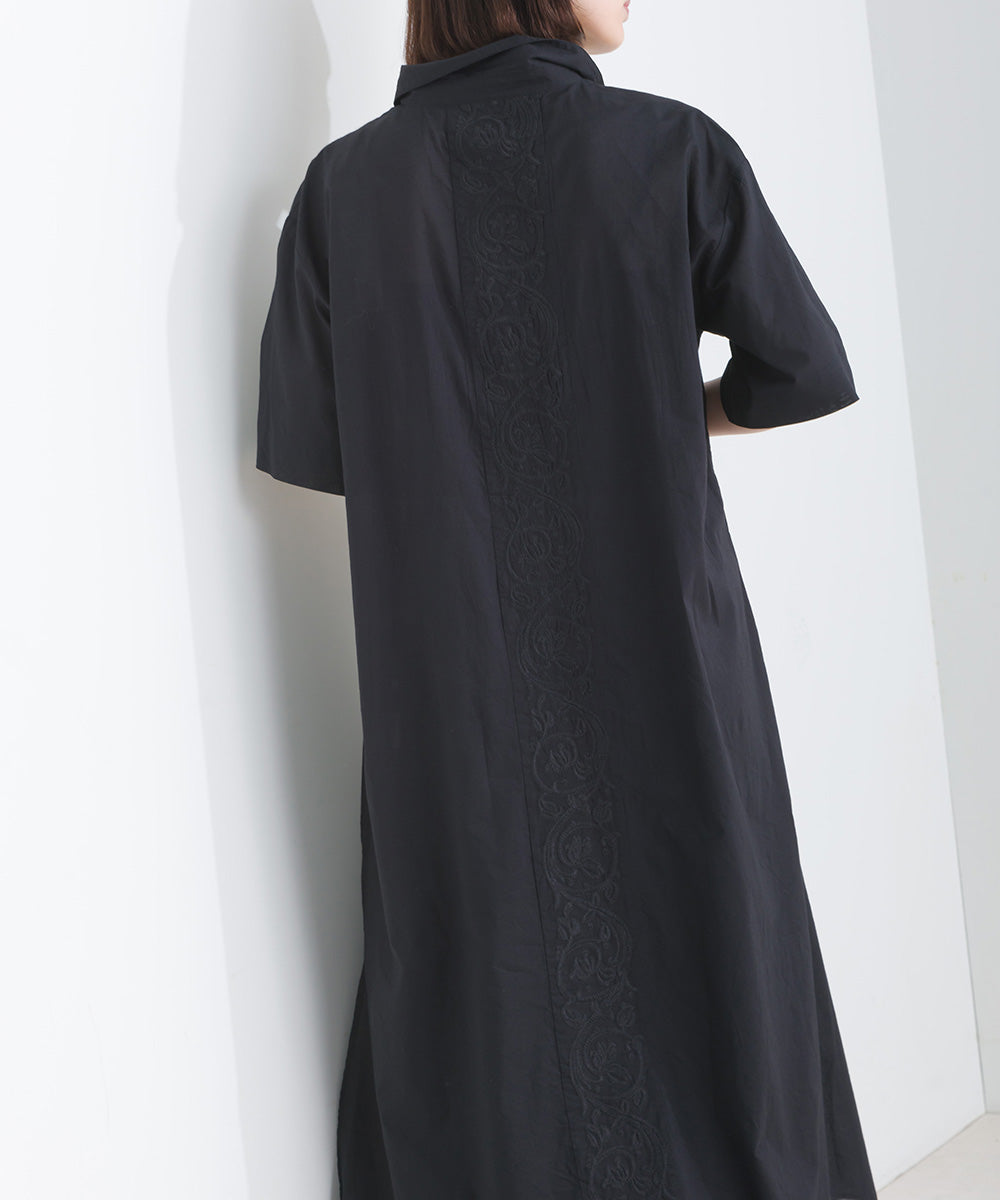 バック刺繡シャツワンピース