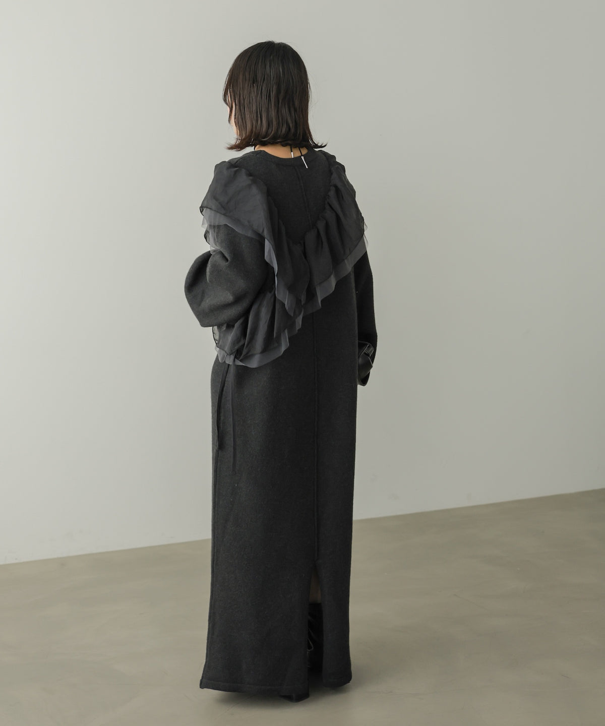 【S・Mサイズ展開】アシンメトリーフリルニットワンピース