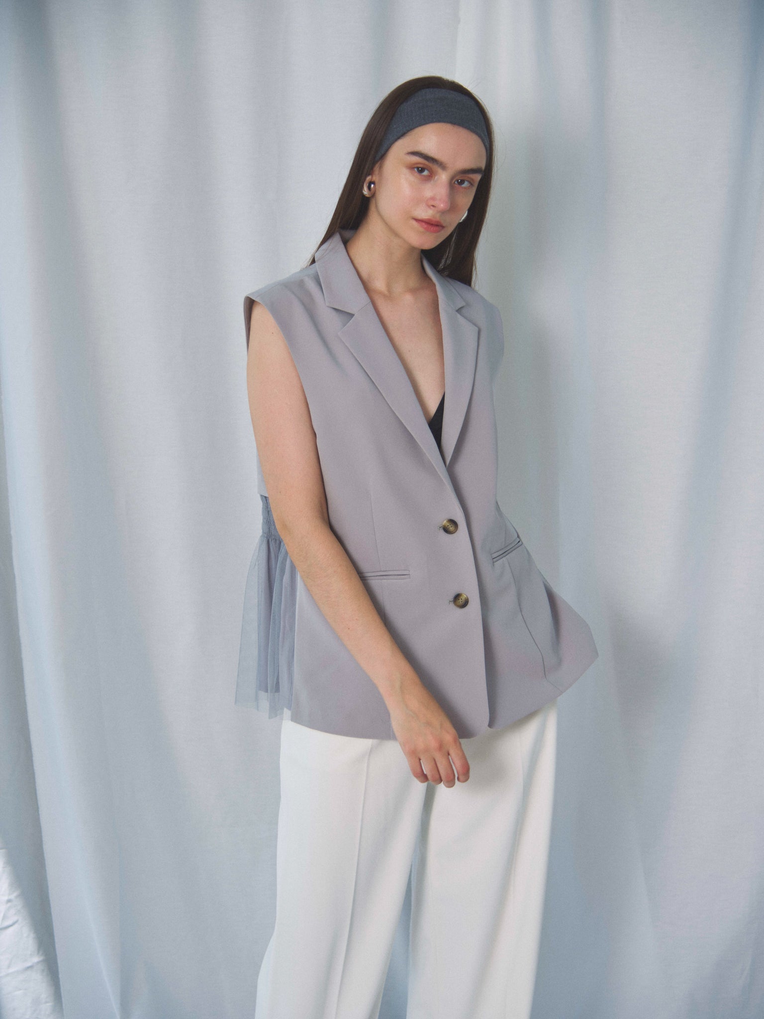 TULLE DOCKING GILET(チュールドッキングジレ)