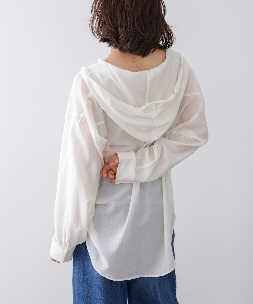 フーデットシャツ