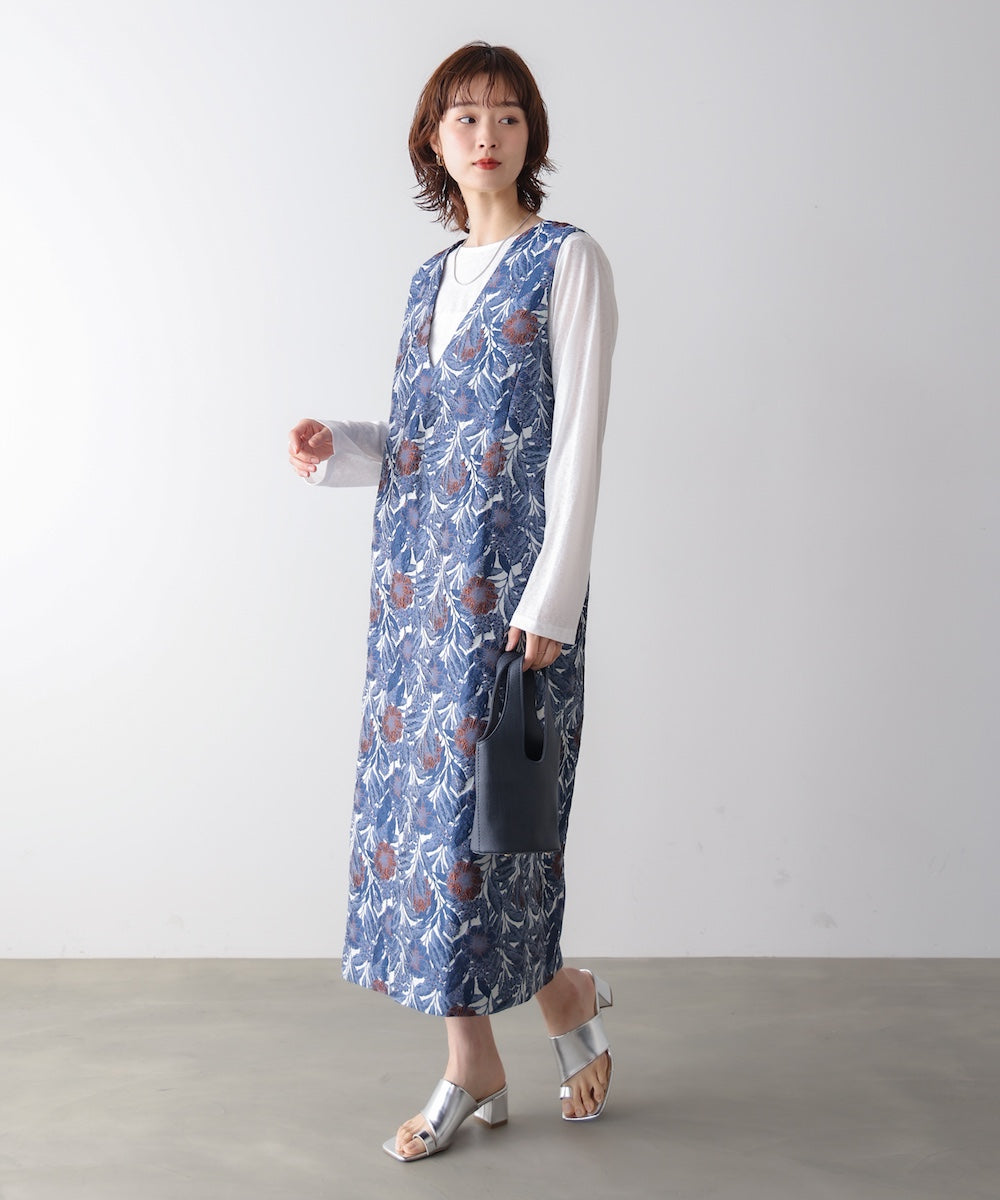 ジャガードスリーブレスワンピース
