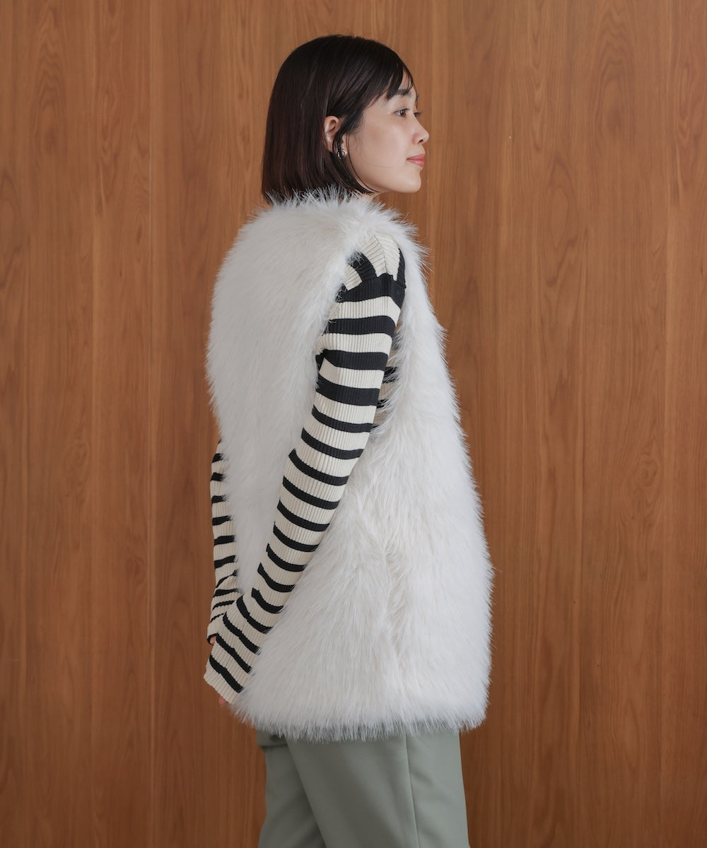 【WEB限定】フェイクロングフォックスファーベスト