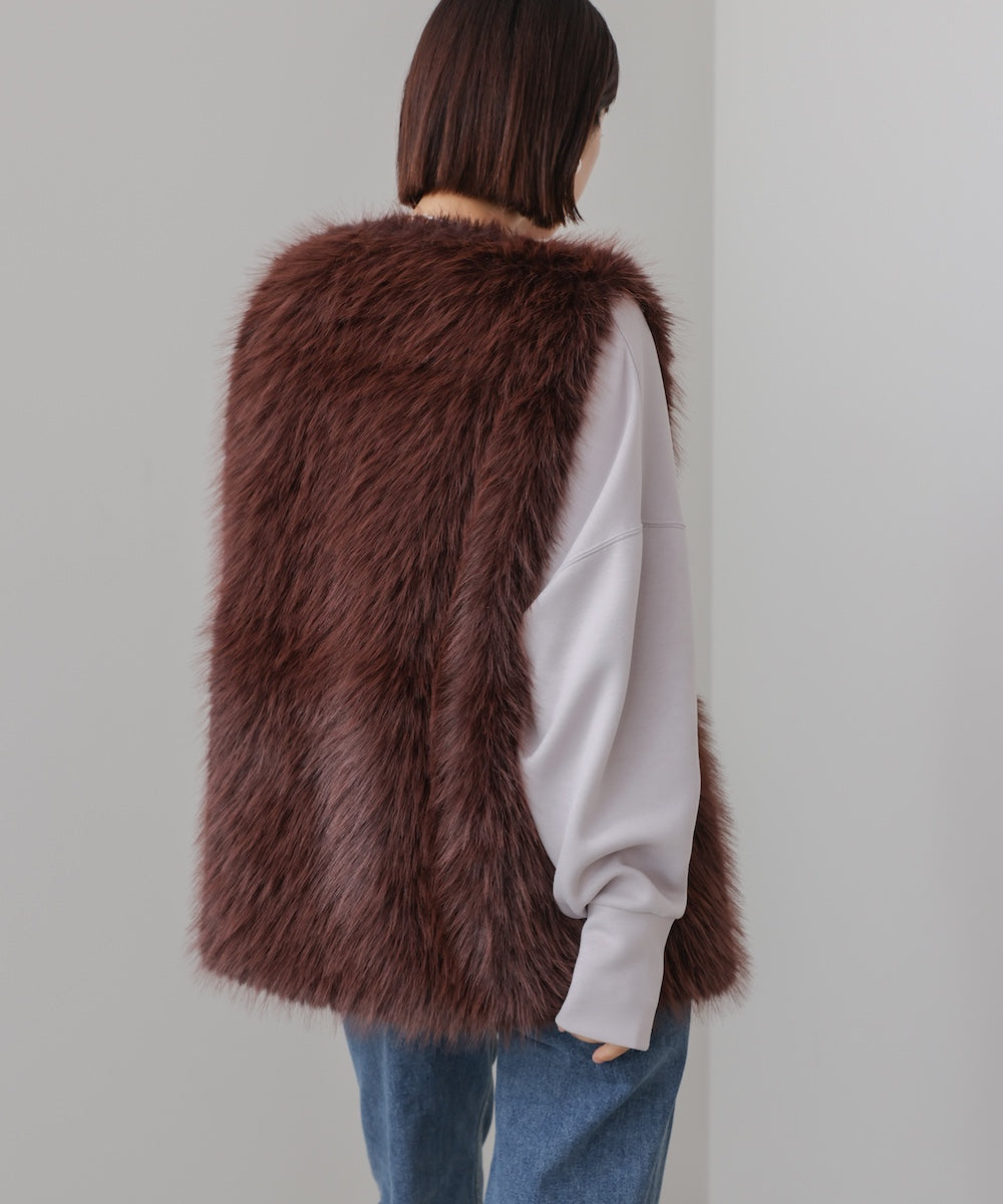 【WEB限定】フェイクロングフォックスファーベスト