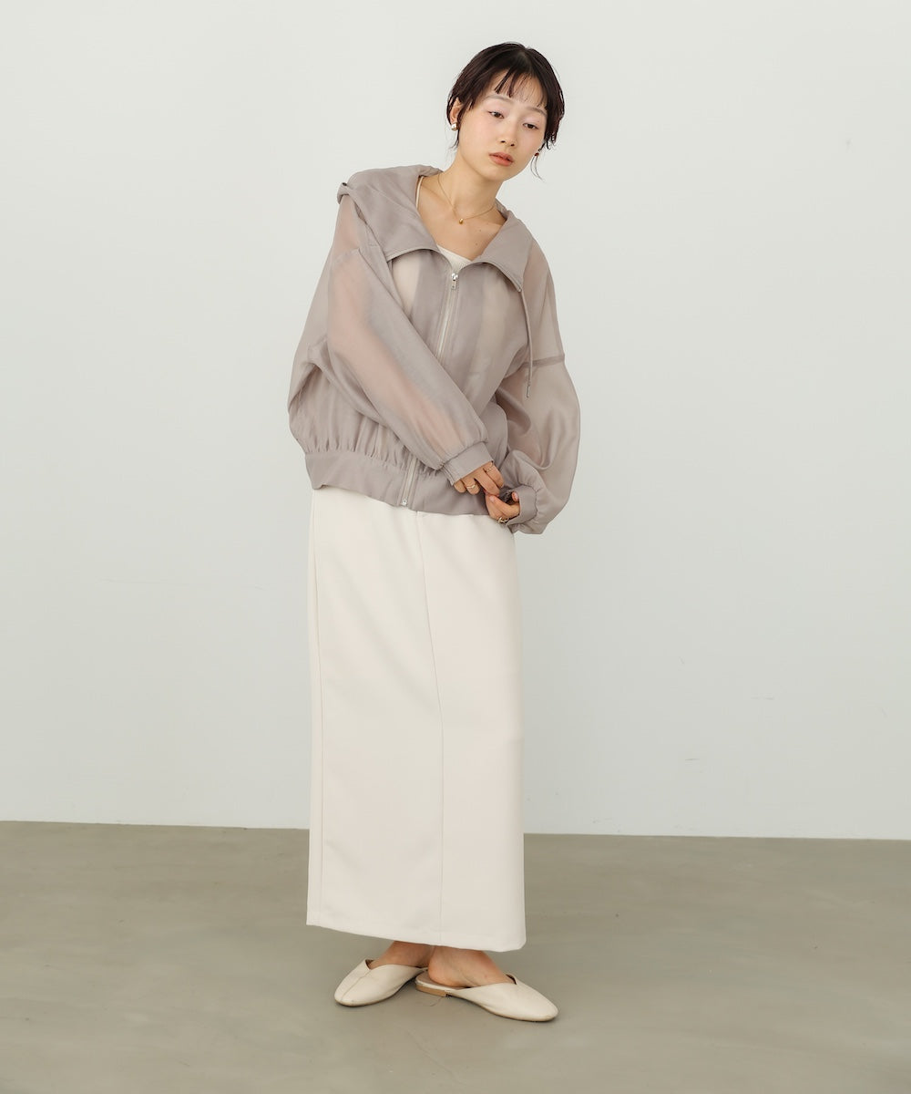 フード付きボリュームマウンテンパーカ
