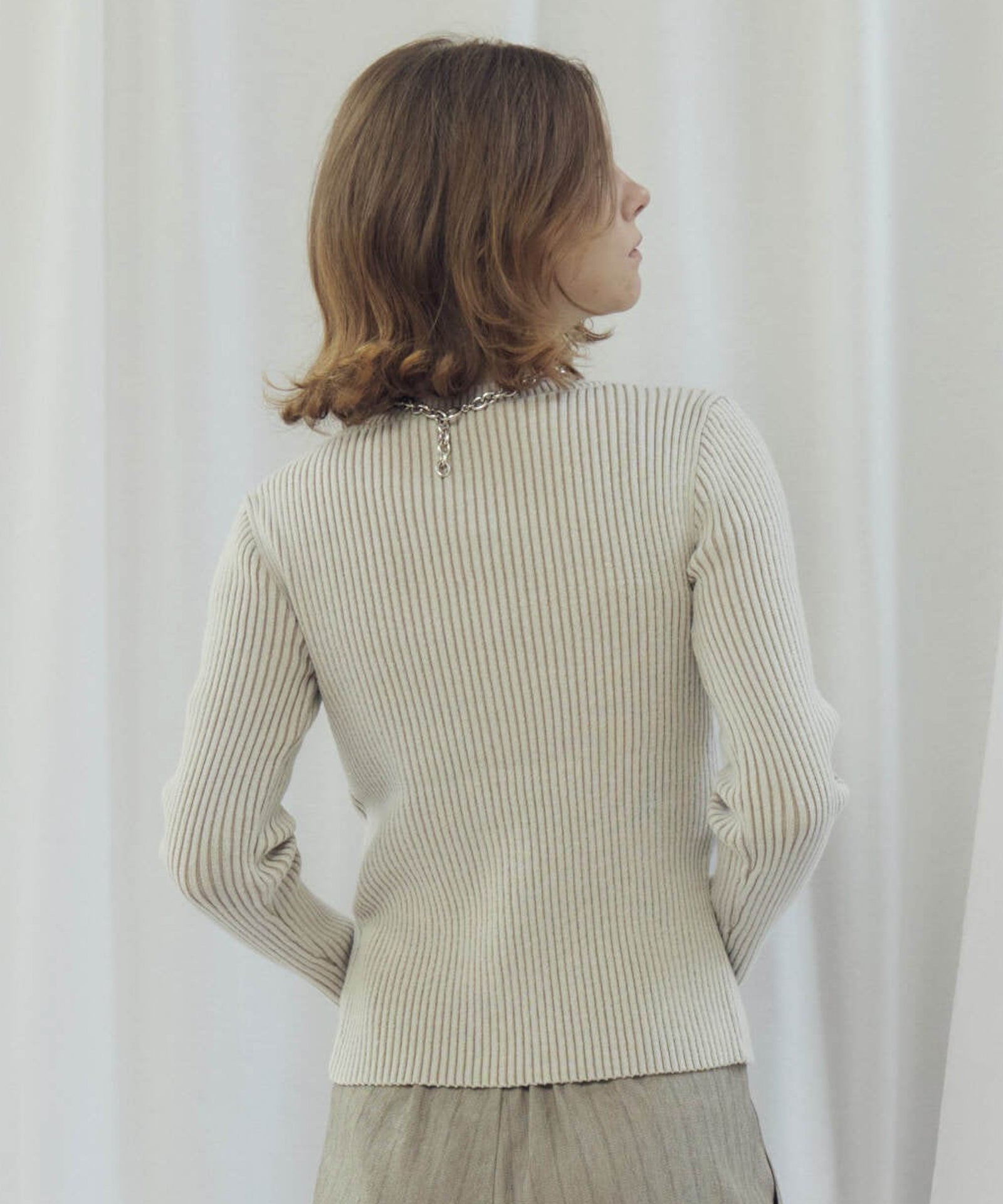 CREW NECK CARDIGAN