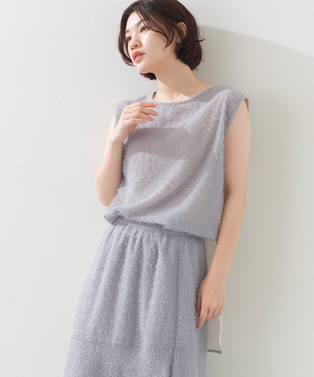 ヘアリー前後ヘムブラウス