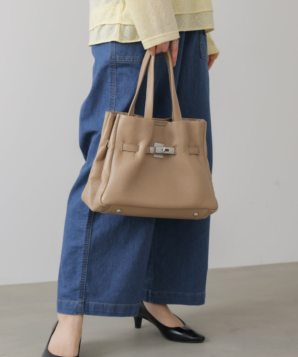 ベルテッドバック