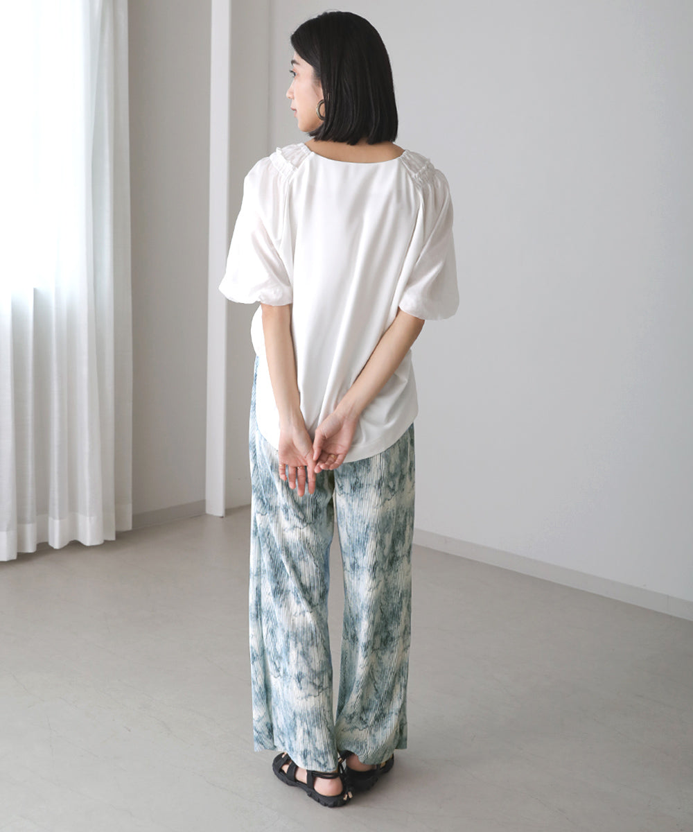BouJeloud ニュアンスパターンプリーツパンツ