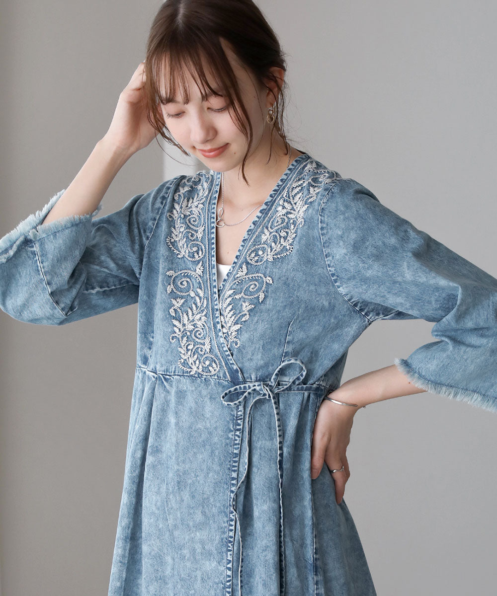 BouJeloud デニム刺繍ワンピース