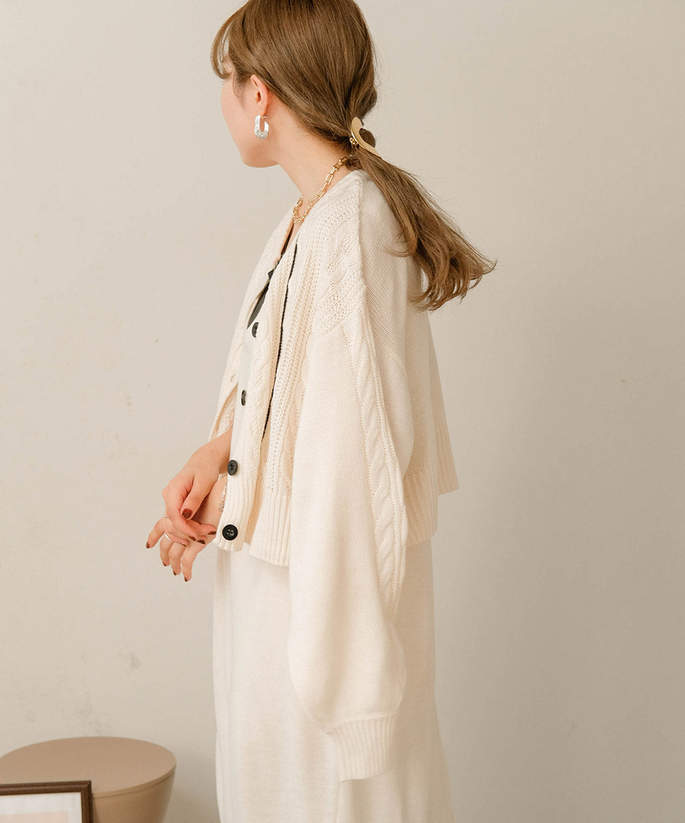 ケーブルカーデ+ジャンパーワンピースセット