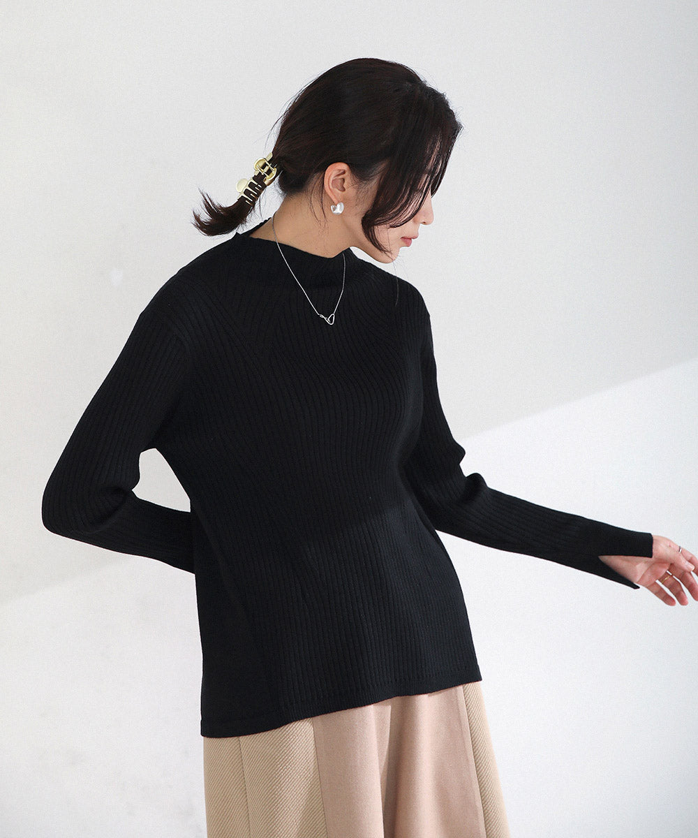 BouJeloud ヒートAラインハイネック袖スリットトップス