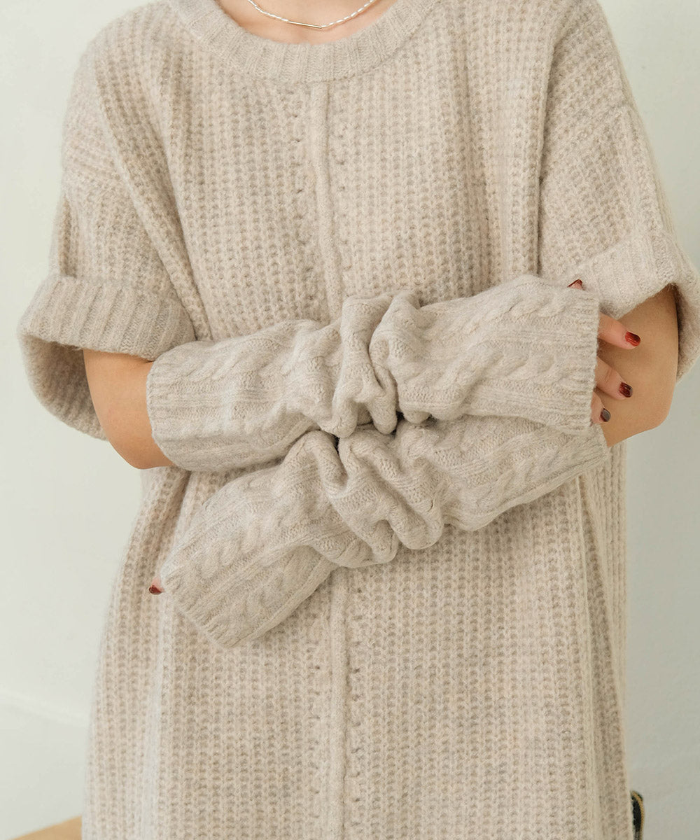 Bab アームウォーマー付きニットワンピース