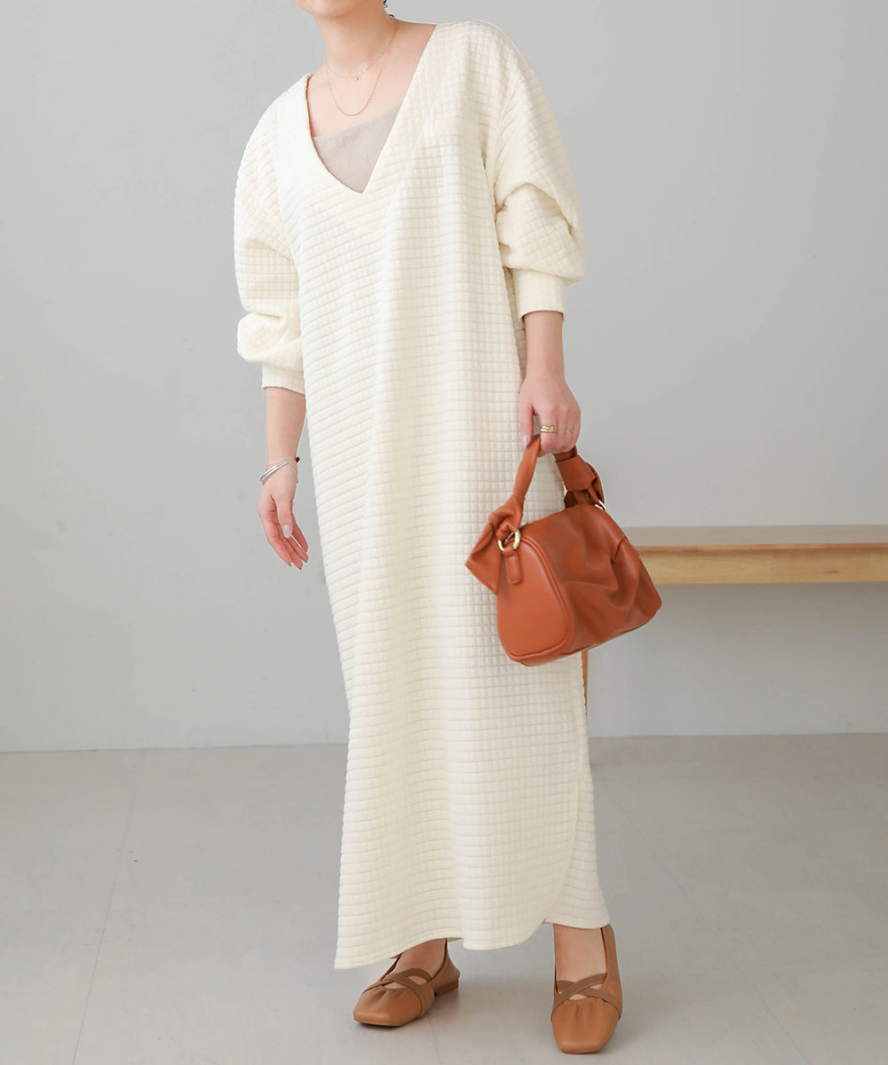 Bab ステッチ深Vネックワンピース