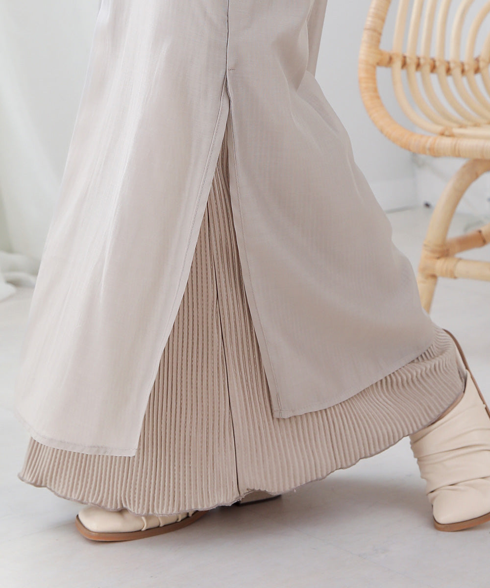 REVERSIBLE SHEER PLEATED SKIRT