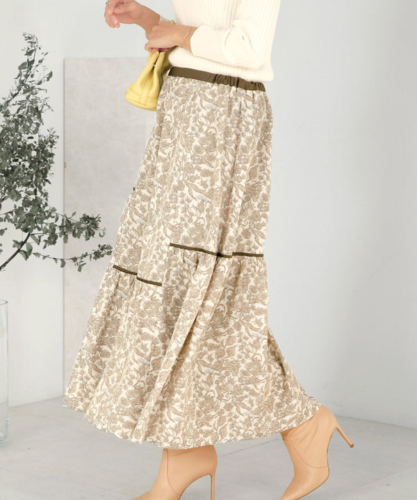 ミモレティアードスカート