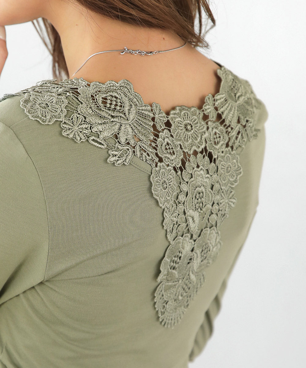 BACKモチーフレース付ロンT