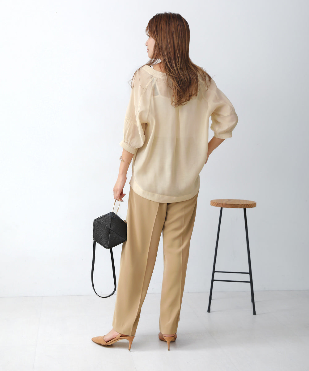 BouJeloud Vネックカラーブラウス