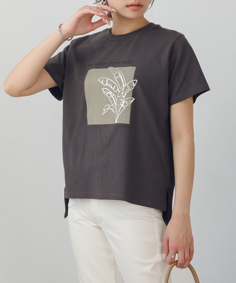 BouJeloud 発泡箔リーフプリントTシャツ