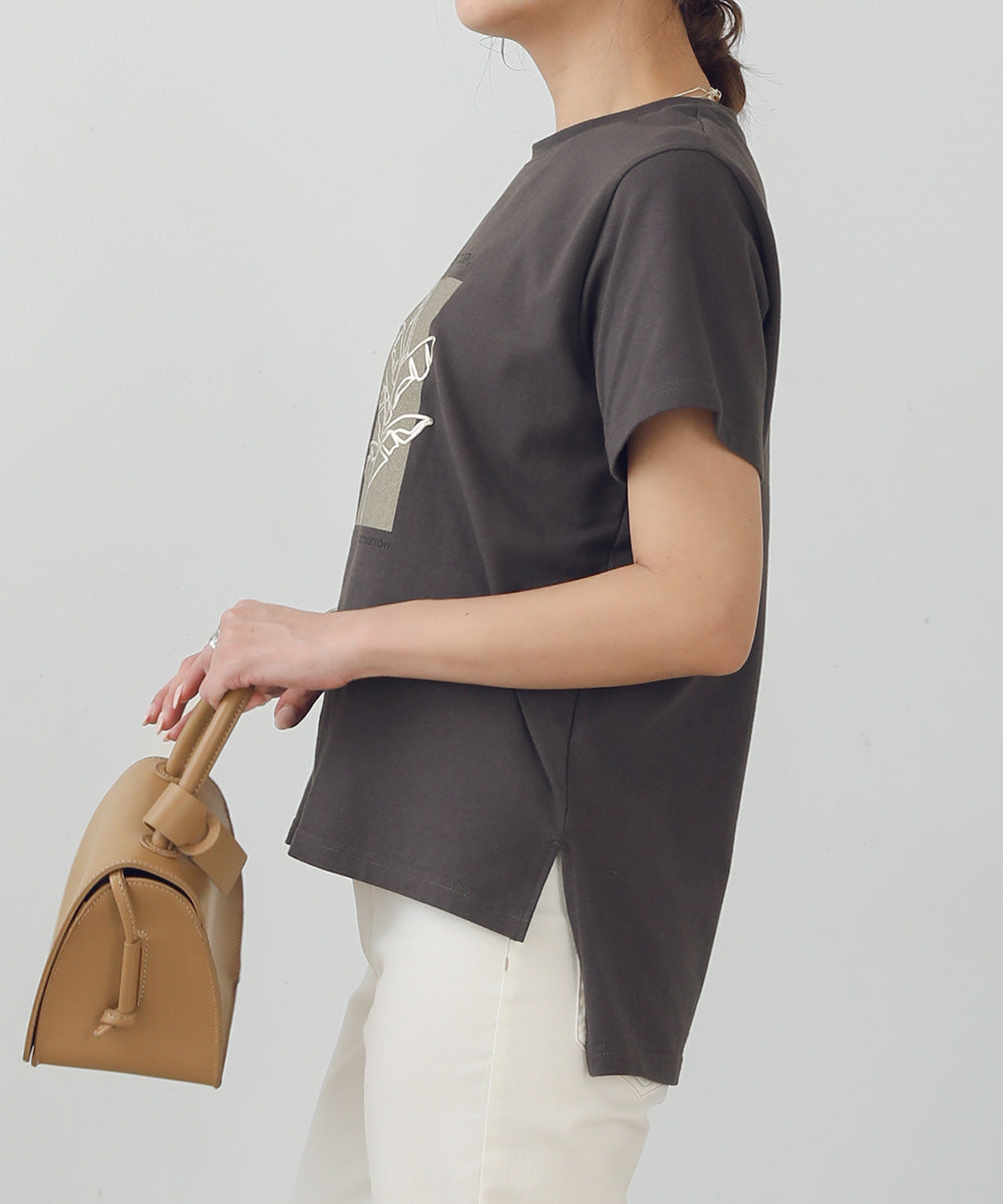 BouJeloud 発泡箔リーフプリントTシャツ