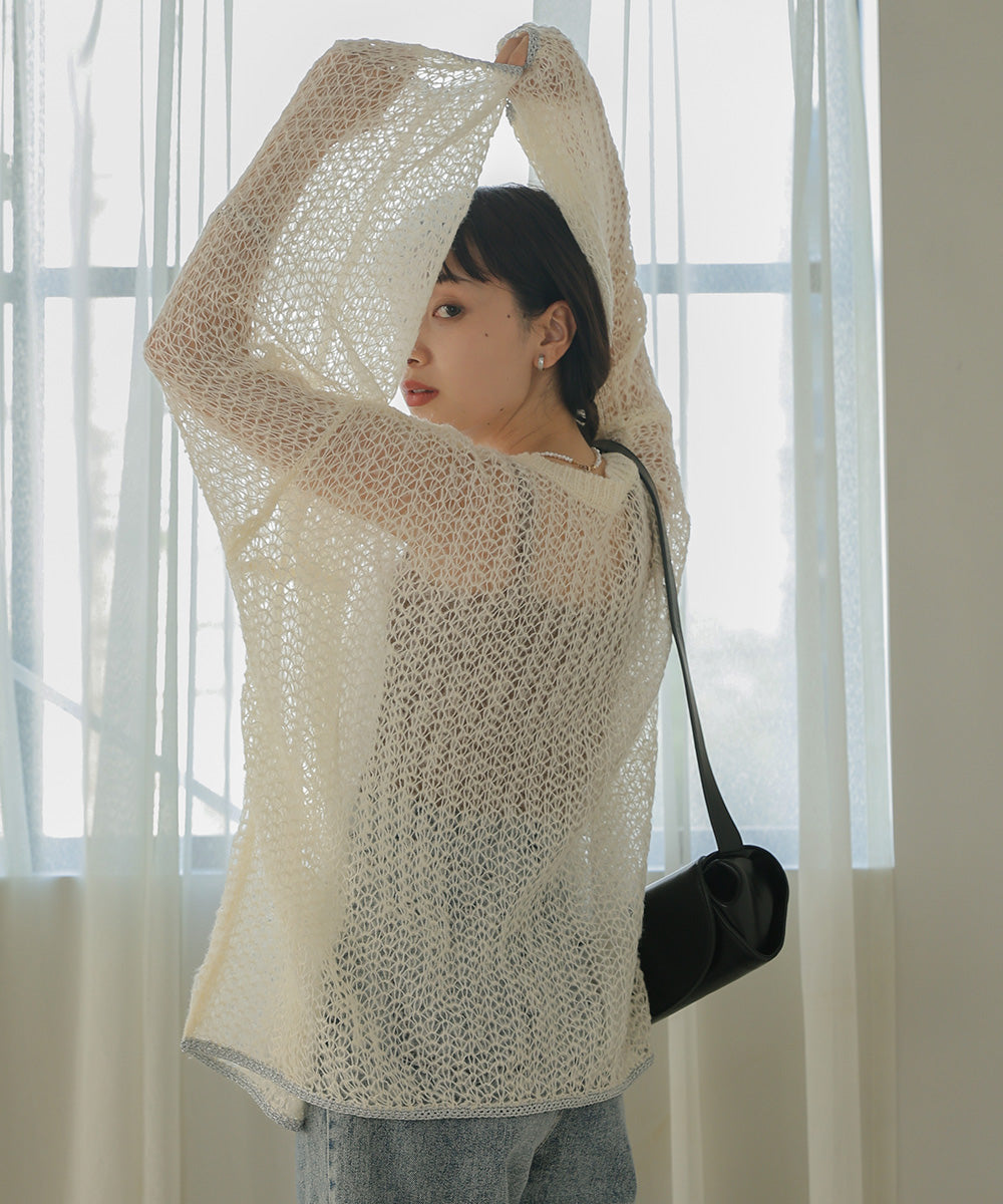 透かし編みニットトップス