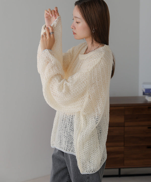 透かし編みニットトップス