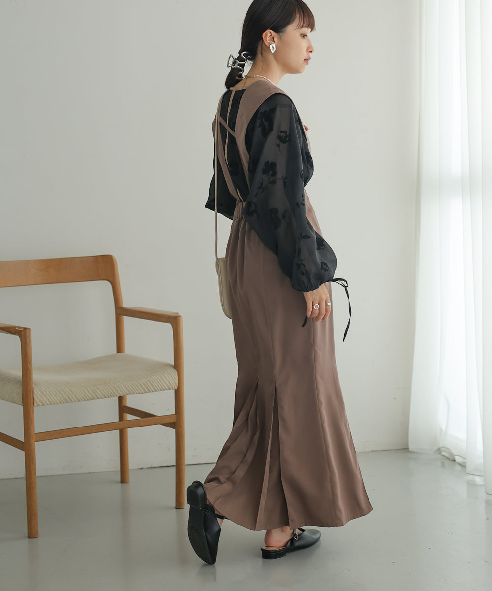 Bab シアーフロッキーフラワーブラウス