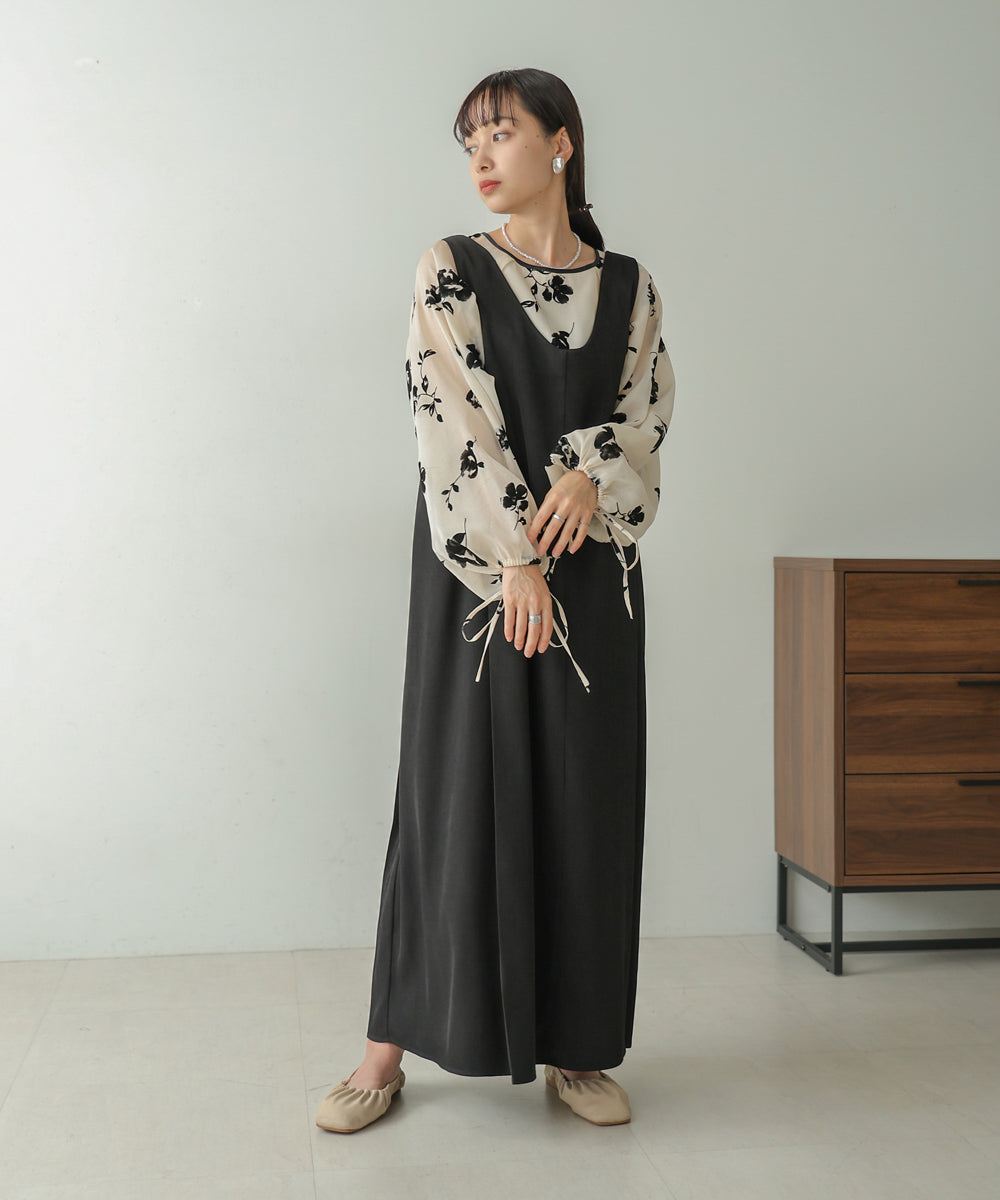 Bab シアーフロッキーフラワーブラウス