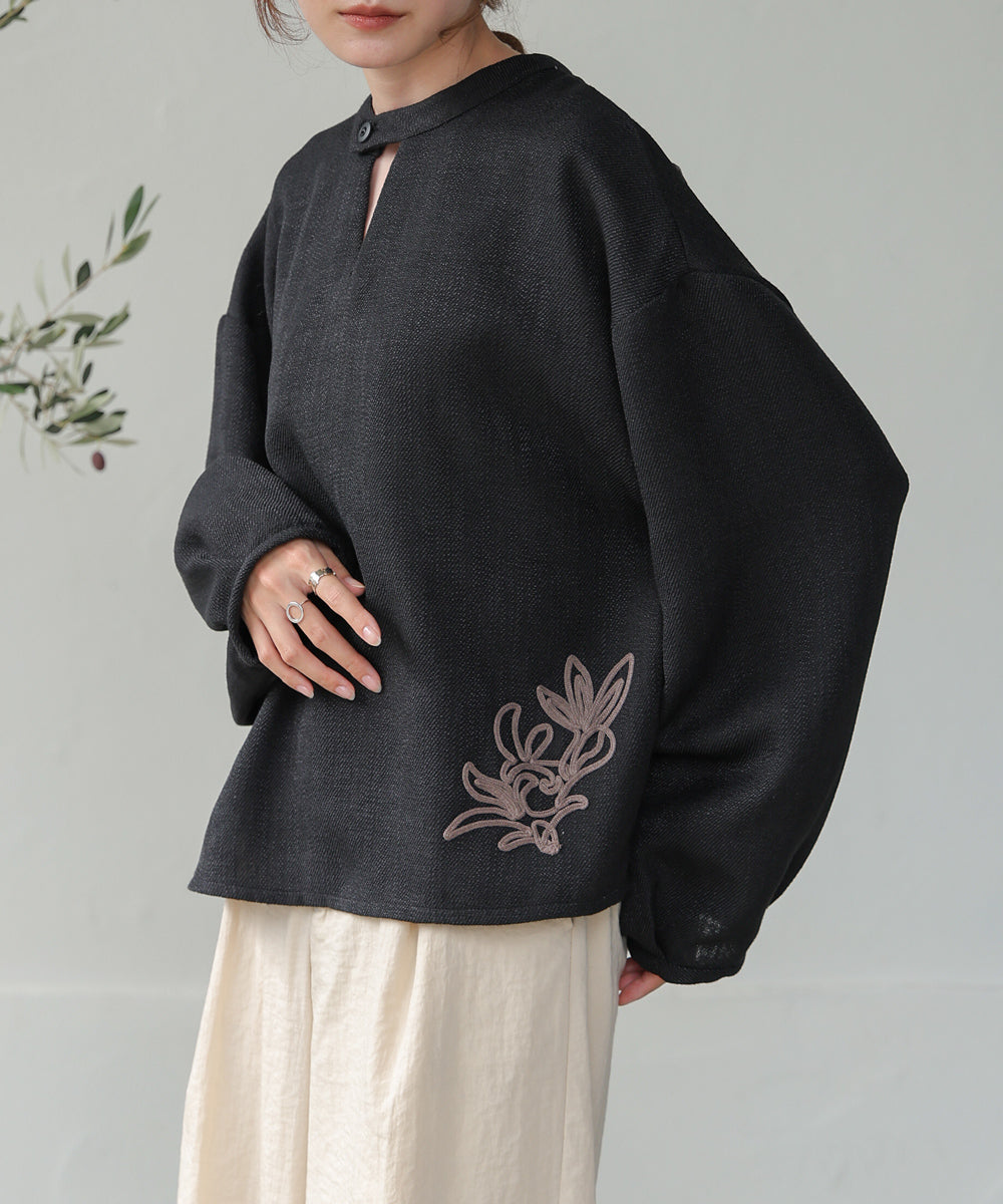 Bab 前後2WAY刺繍ブラウス