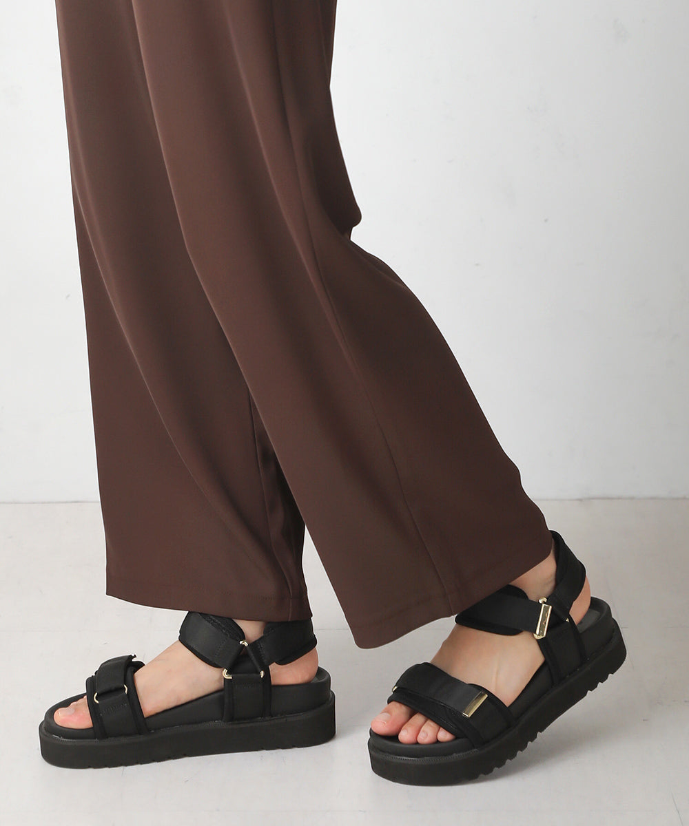 ストレートパンツ