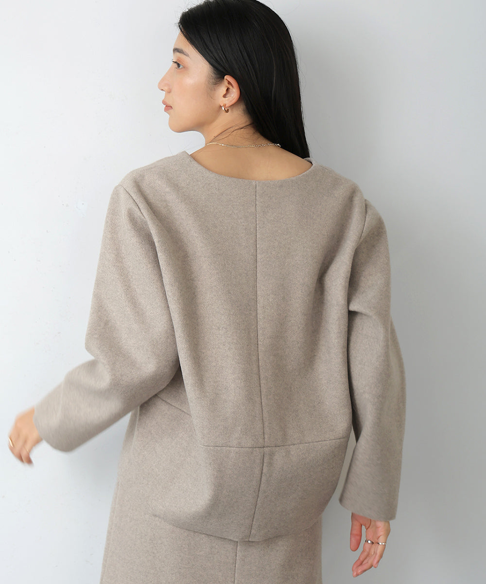 ウールライクプルオーバー